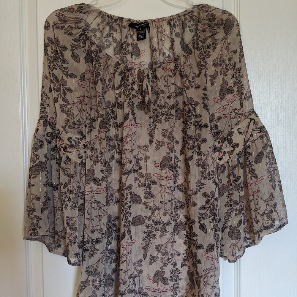 Flowy Floral Beachy Top